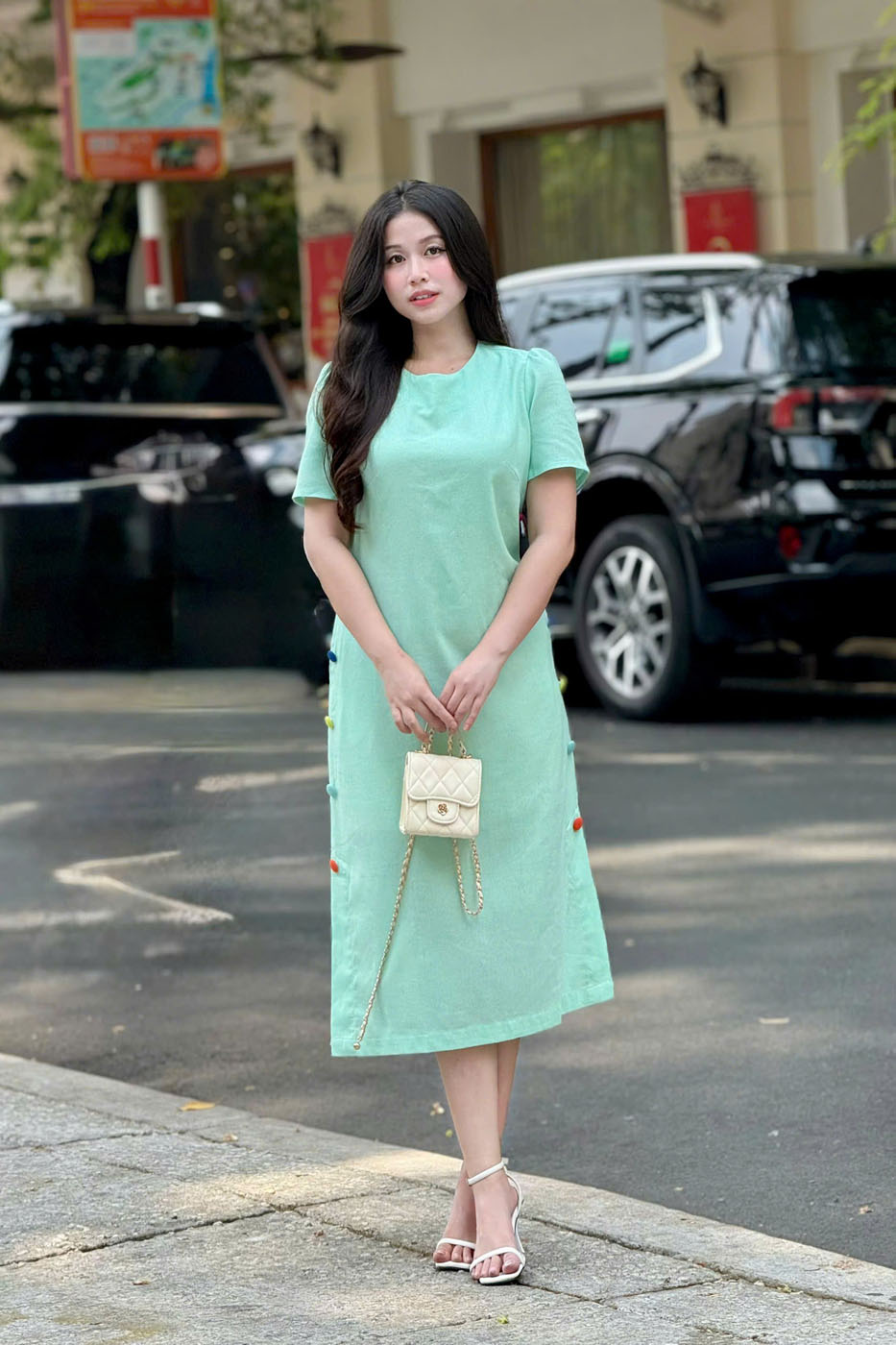 Đầm Suông Linen Bột phối nút bọc nhiều màu, form suông không kén dáng, túi 2 bên tiện lợi