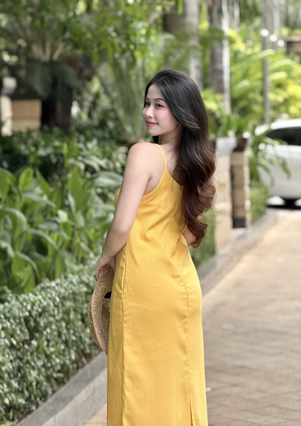 Đầm 2 Dây Linen Bột xếp ly ở cổ thanh lịch, đầm sát nách cổ V điểm nhấn xếp ly dành cho nữ - Hình ảnh 13