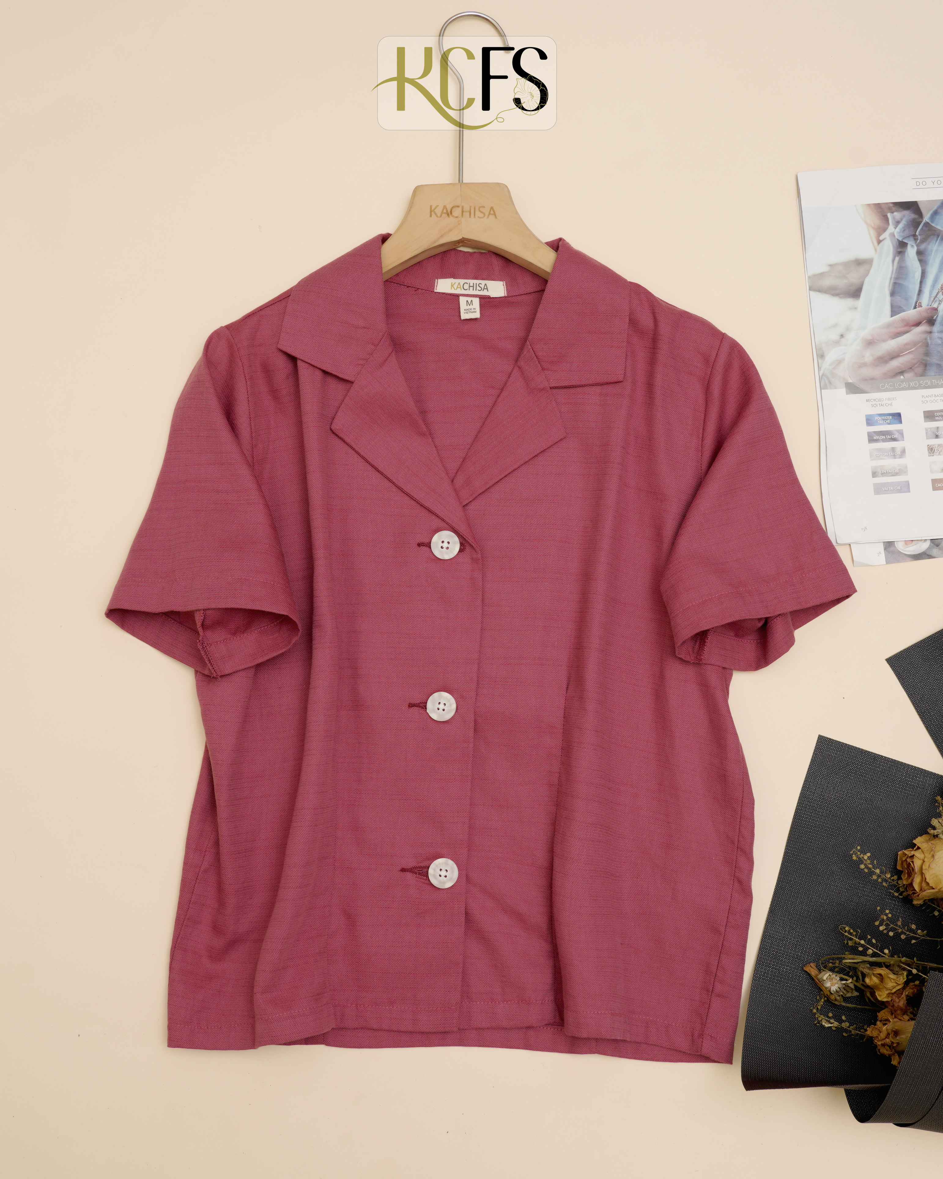 Áo Danton dáng 56cm 3 nút - Chất liệu cotton dệt sợi Linen, phối nút Gỗ, form áo chỉn chu - Hình ảnh 10