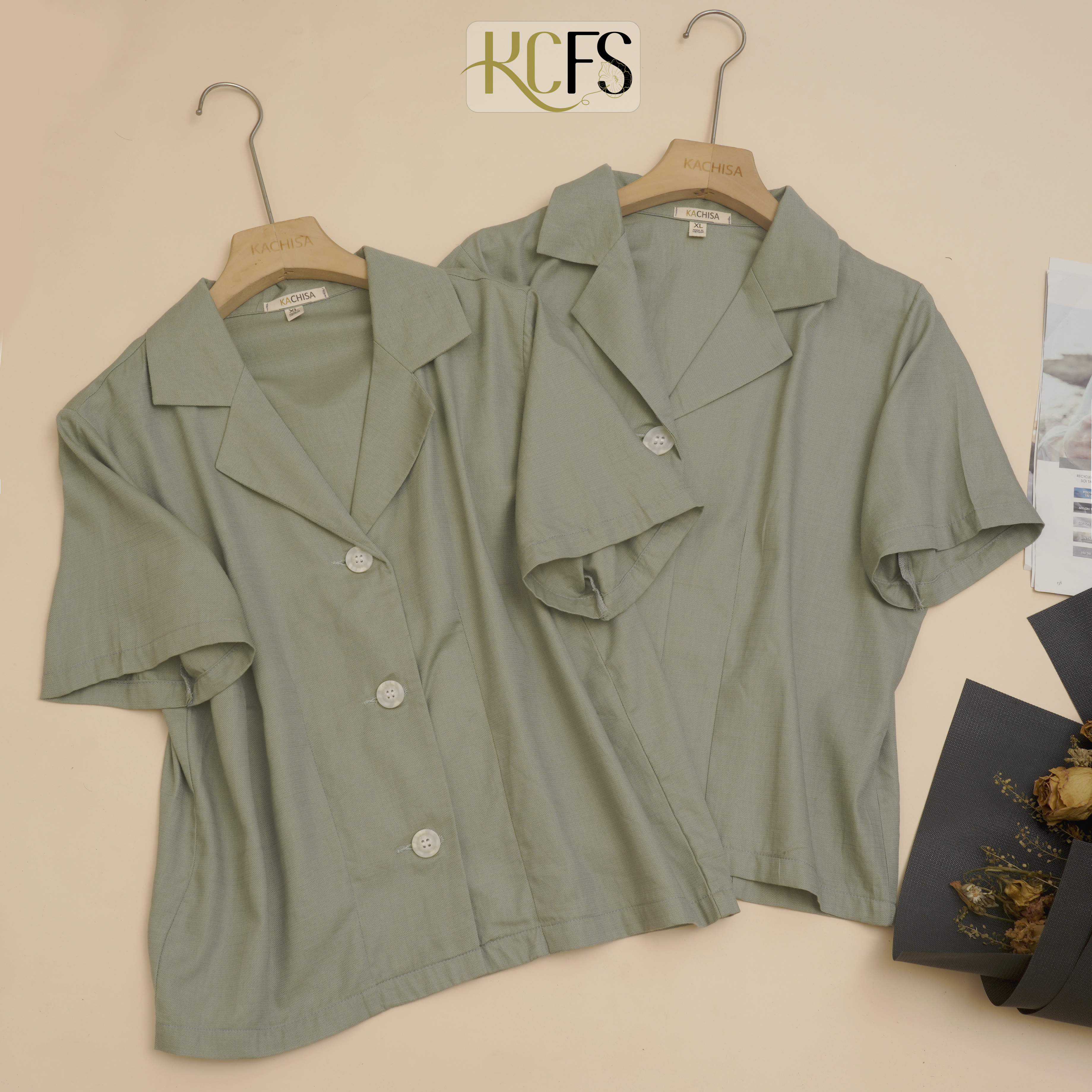 Áo Danton dáng 56cm 3 nút - Chất liệu cotton dệt sợi Linen, phối nút Gỗ, form áo chỉn chu - Hình ảnh 4